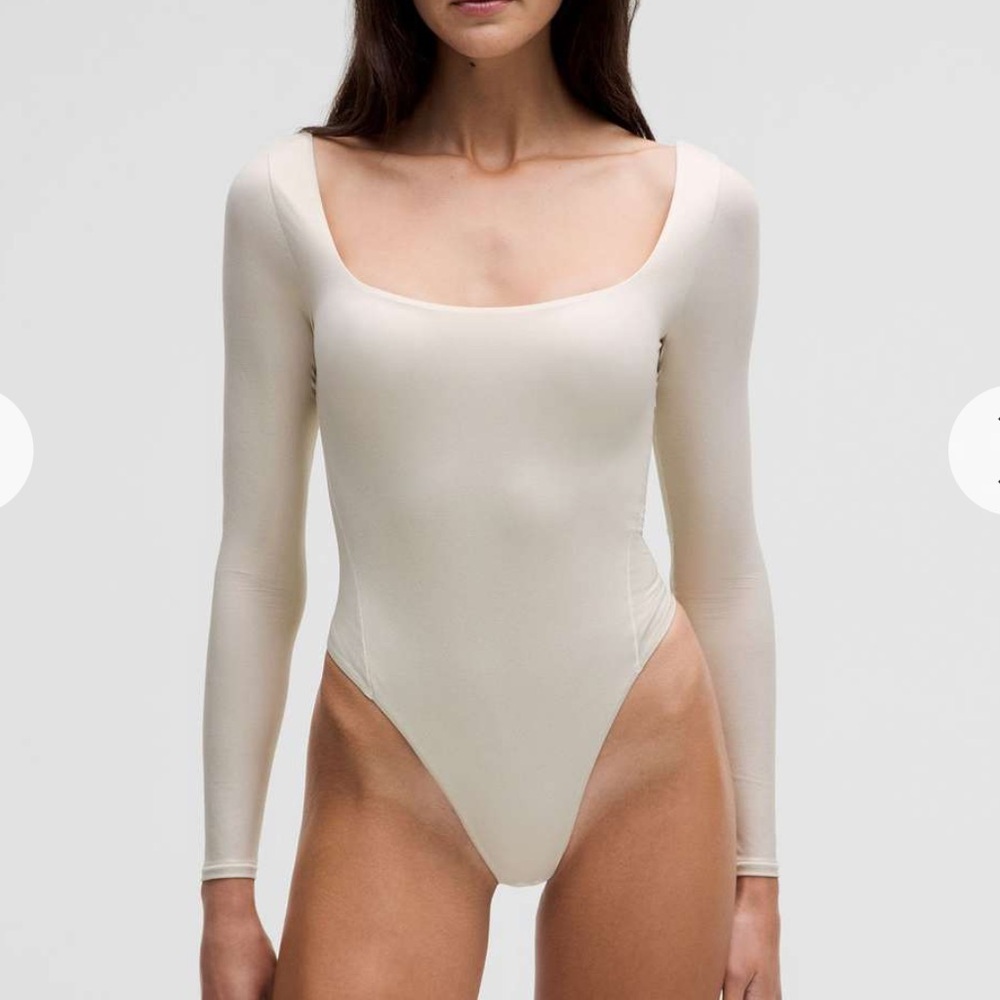 NWT $98 Lululemon Wundermost Nulu Square-Neck LS Bodysuit Luxe Shine Foil Bone - Picture 4 of 9